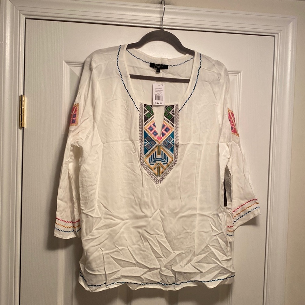 Brand New Earl Jean Cream Top…size XL